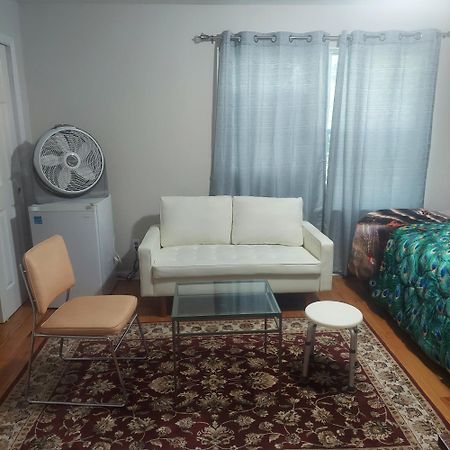 Cosy Bedroom 12Mins To Airport Prudential Njit Umdj Penn Station Newark Luaran gambar