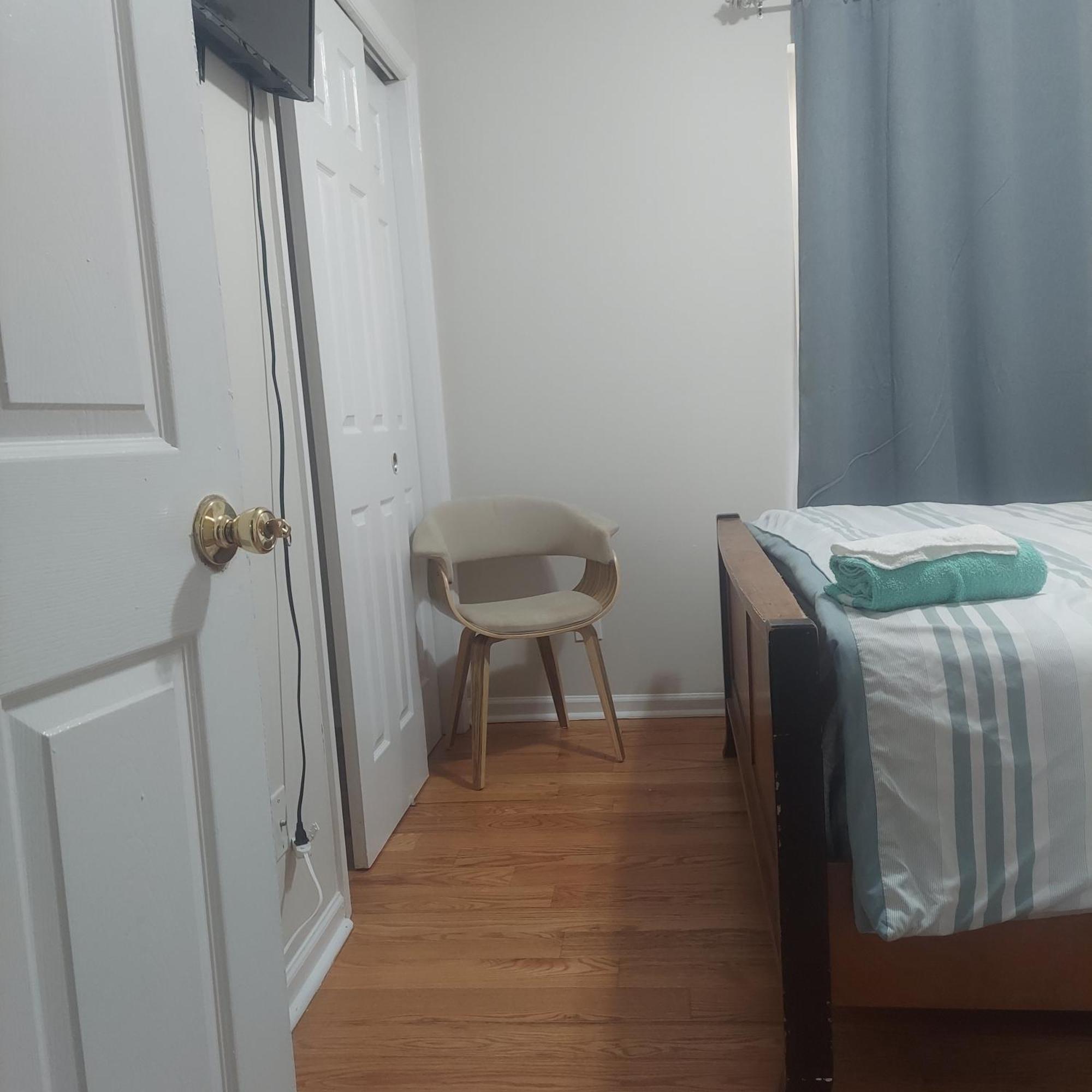 Cosy Bedroom 12Mins To Airport Prudential Njit Umdj Penn Station Newark Luaran gambar