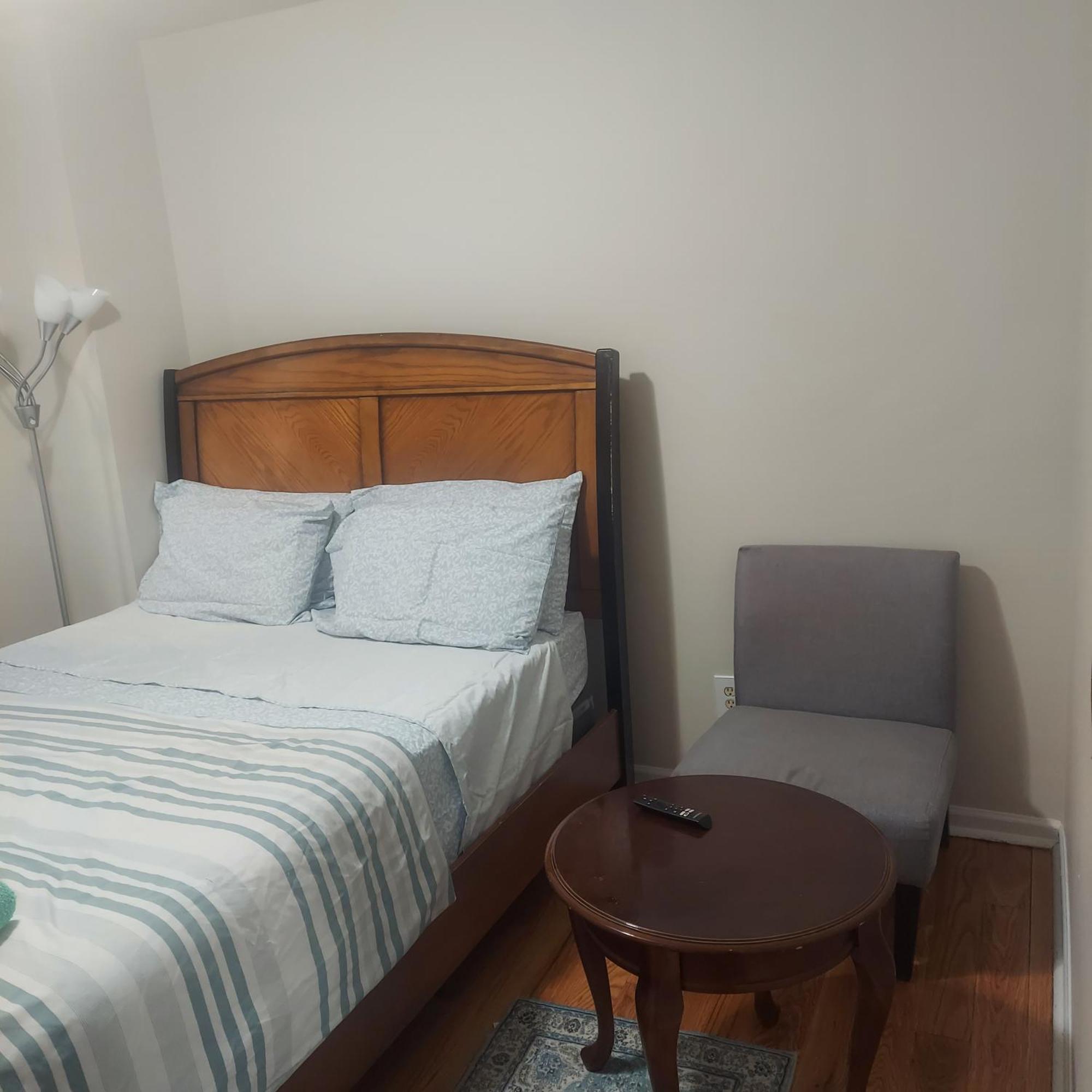 Cosy Bedroom 12Mins To Airport Prudential Njit Umdj Penn Station Newark Luaran gambar